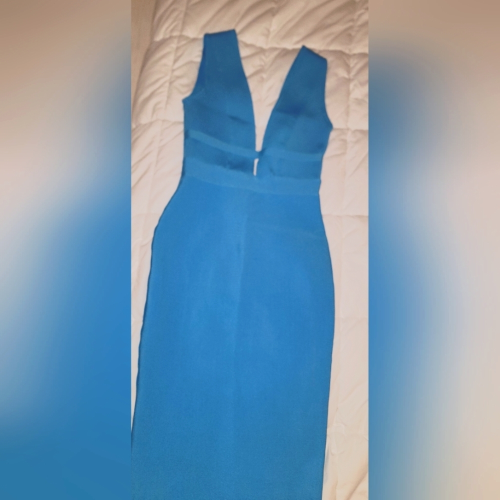 Blue cut out bandage midi dress